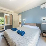Luxury In River Feriehus Corfu (city)