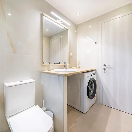 Luxury In River Semesterbostad *