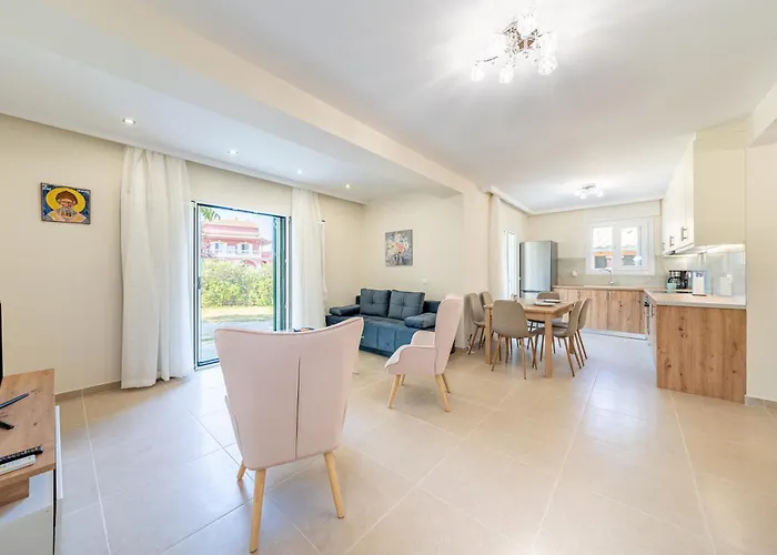 Luxury In River Holiday home *